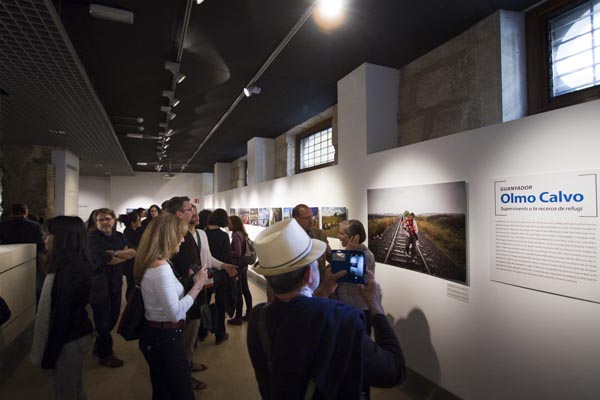 Exposición Luis Valtueña PhotOn 2016 - Sala Cerveró Exposición Luis Valtueña PhotOn 2016 - Sala Cerveró